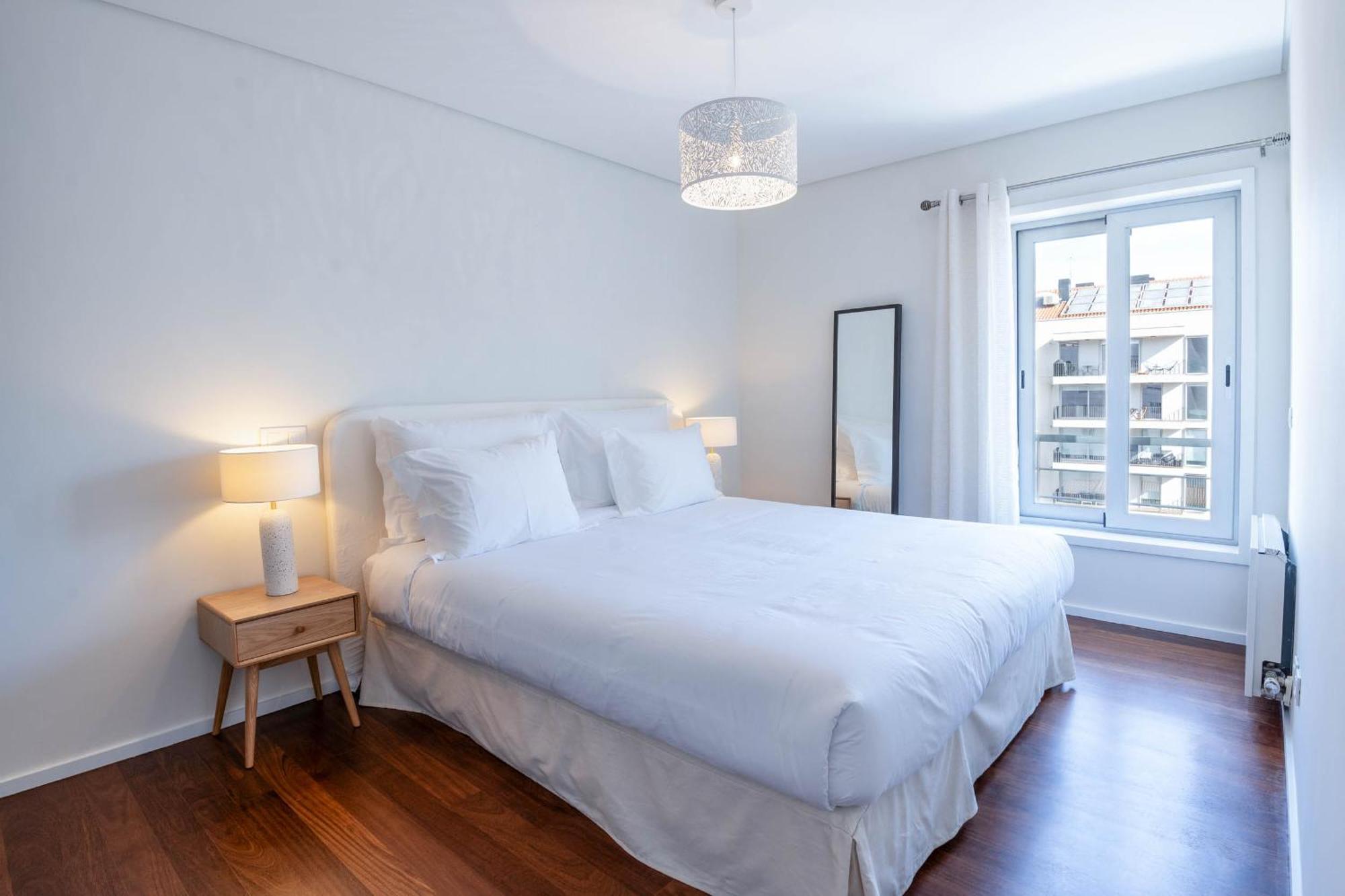 Cedofeita Sunny Apartment - Balcony & Parking ปอร์โต ภายนอก รูปภาพ